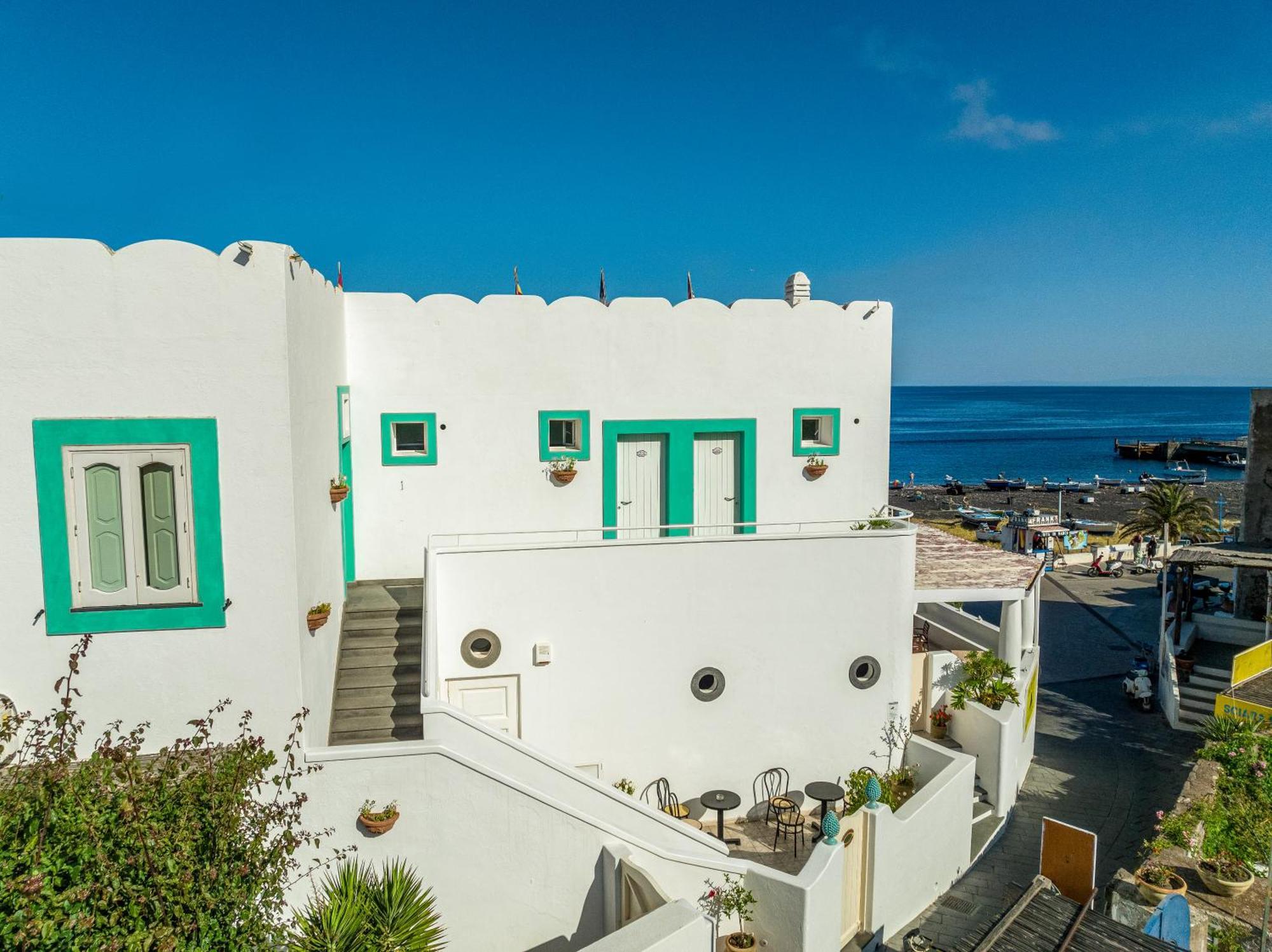 Hotel Ossidiana Stromboli Center Bagian luar foto