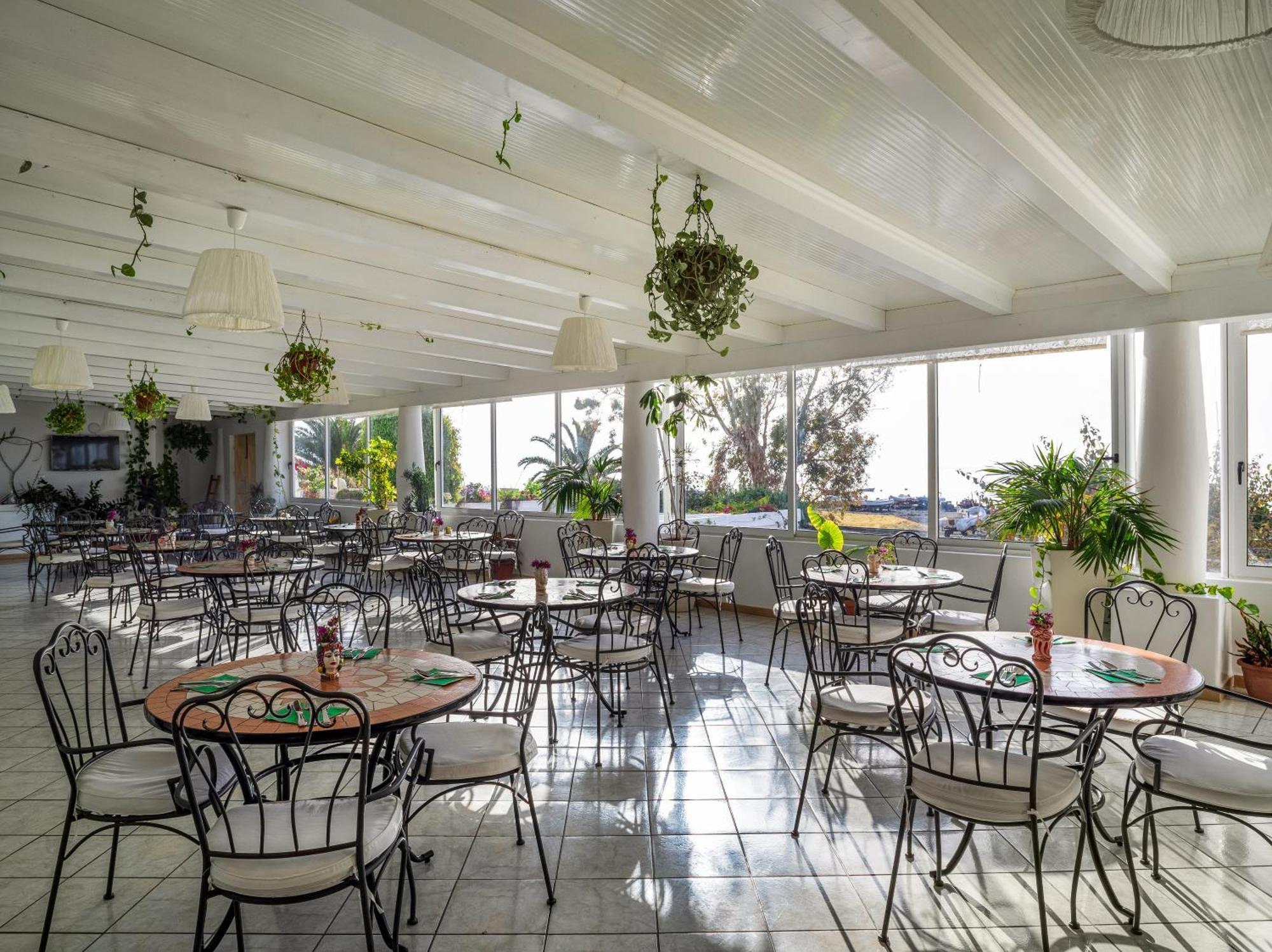 Hotel Ossidiana Stromboli Center Bagian luar foto